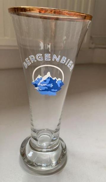 Oud ongebruikt bierglas Bergenbier beschikbaar voor biedingen