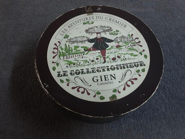 Vintage kaasbordjes van GIEN, Antiek en Kunst, Antiek | Keramiek en Aardewerk, Ophalen of Verzenden