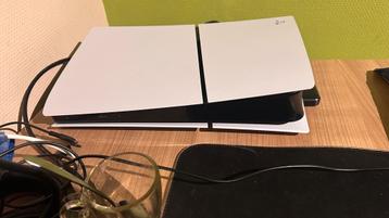 PS5 slim digital edition 1tb 1 controller beschikbaar voor biedingen