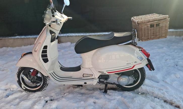 Vespa GTS Super Sport 125cc 300cc, Autos : Divers, Remorques, Enlèvement ou Envoi