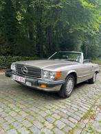 Prachtige Mercedes 560 oldtimer cabrio, Auto's, Automaat, Cabriolet, Beige, Bruin