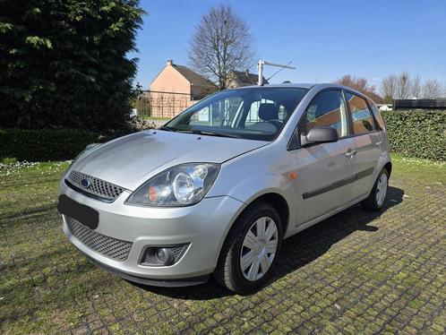 Ford Fiesta Met Slecht 120.000km Automaat Gekeurd, Auto's, Ford, Particulier, Centrale vergrendeling, Benzine, Automaat, Ophalen