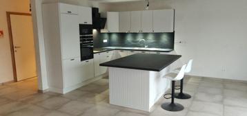 PENTHOUSE appartement van 189 m² met Dakterras te MOORSLEDE beschikbaar voor biedingen