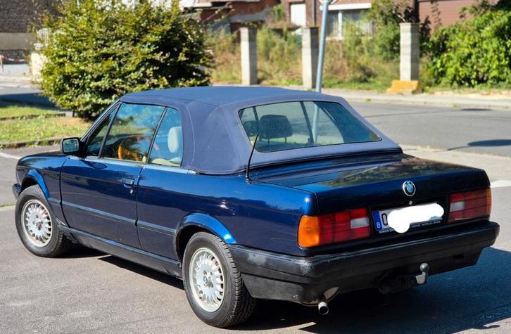 Bmw 318 an91 230mkm cuir mpack 1prop 6500€, Auto's, Oldtimers, Particulier, Elektrische ramen, Radio, BMW, Benzine, Cabriolet