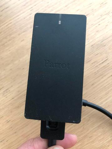 Chargeur Parrot, Enlèvement, Comme neuf
