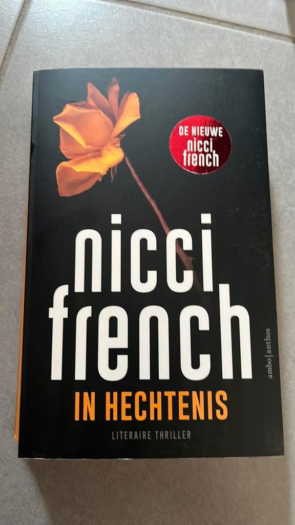 Nicci French - In hechtenis, Livres, Thrillers, Utilisé, Enlèvement ou Envoi