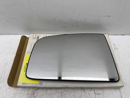 Spiegelglas rechts van een Volkswagen Crafter, Auto-onderdelen, Spiegels, Volkswagen, Gebruikt, 3 maanden garantie, Ophalen of Verzenden