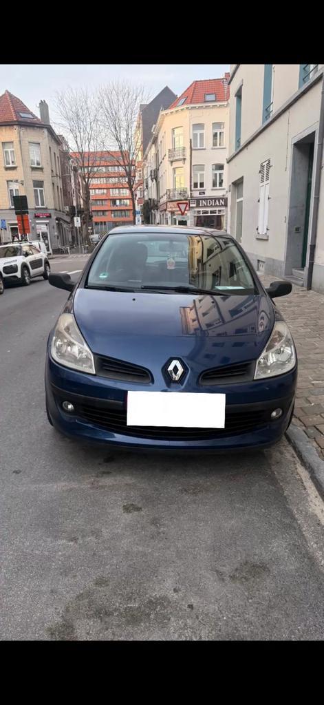Clio 3 : 1.2 16V Community2, Autos, Renault, Clio, Essence, Euro 4, 5 portes, Boîte manuelle, Bleu, Noir, Enlèvement