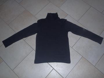 pull col roulé noir taille 146