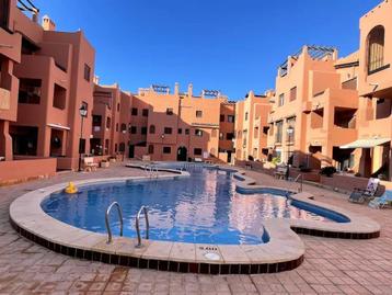 Appartement tegenover het zwembad /Torrevieja beschikbaar voor biedingen
