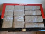 Pierre Cardin doos met handdoeken *Nieuw*, Ophalen of Verzenden, Nieuw, Wit