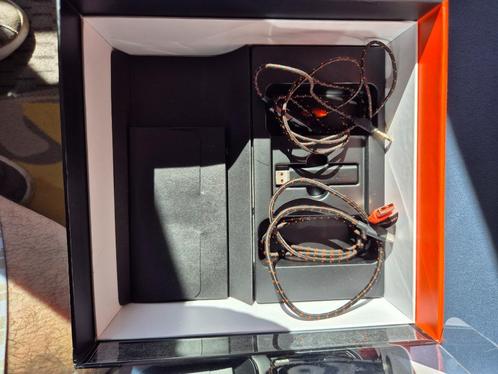 Gaming headset  JBL QUANTUM 800, Computers en Software, Headsets, Gebruikt, Over-ear, Gaming headset, Inklapbare microfoon, Mute-functie