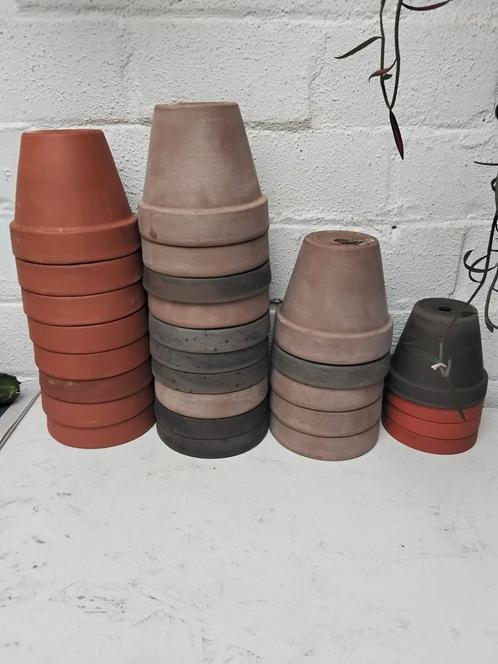 Terracotta potten, Tuin en Terras, Bloempotten, Zo goed als nieuw, Terracotta, Ophalen