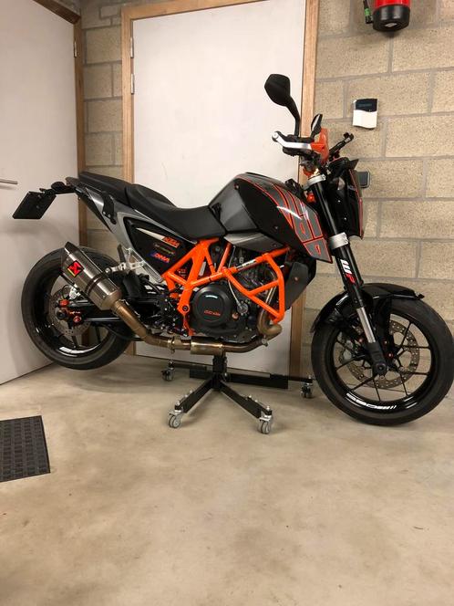 Duke 690 pied de garage, Motoren, Motoren | KTM, Particulier, Ophalen