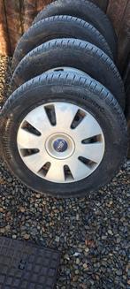 235 60 16 ford 5x108 winterbanden, Particulier, Te koop