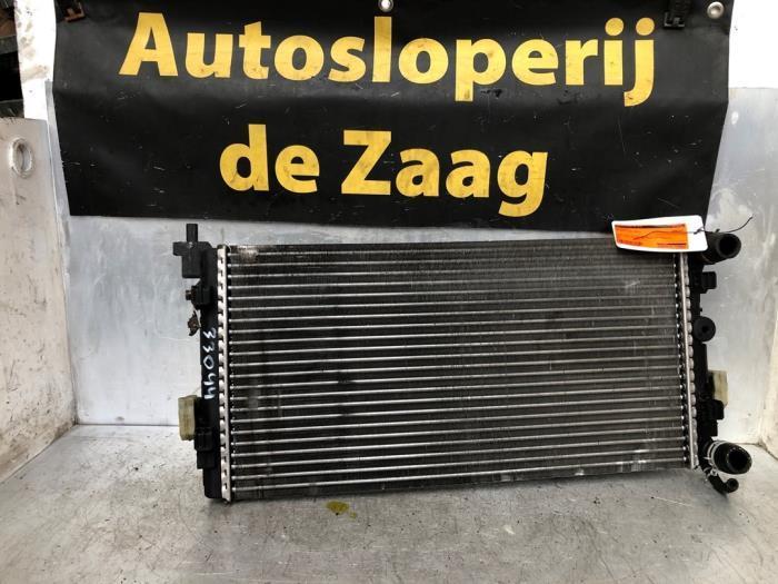 Radiateur van een Volkswagen Polo, Auto-onderdelen, Airco en Verwarming, Volkswagen, Gebruikt, 3 maanden garantie, Ophalen of Verzenden