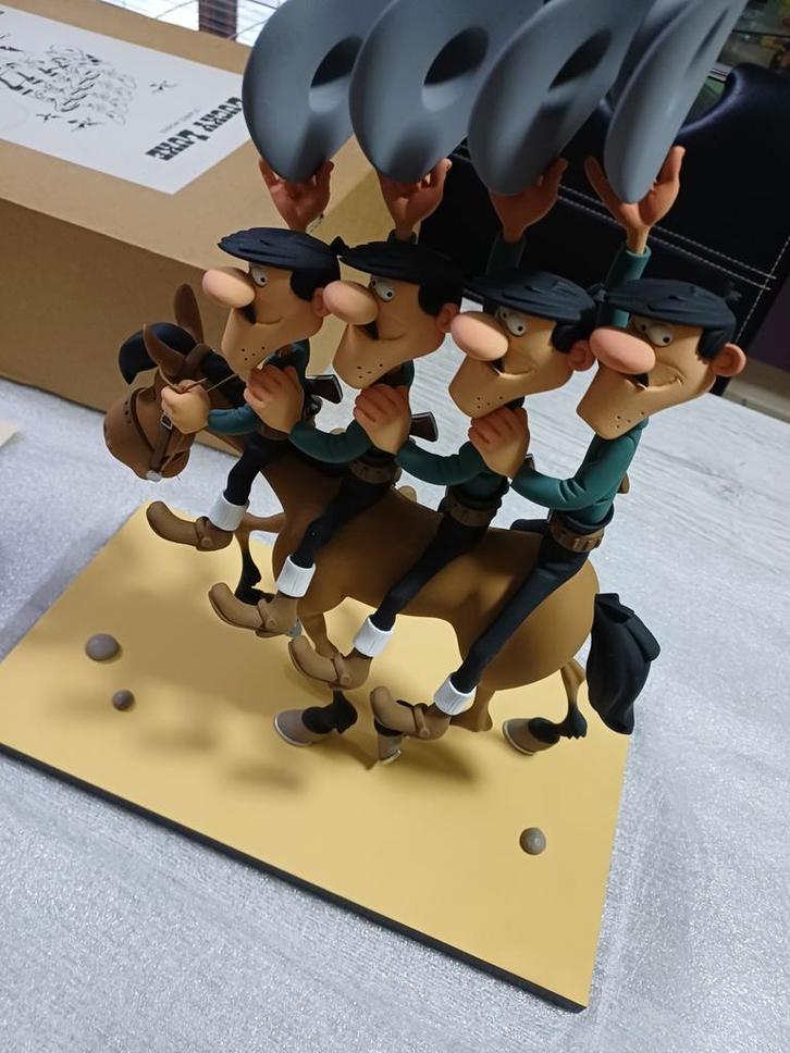Fariboles de Daltons te paard, Verzamelen, Stripfiguren, Zo goed als nieuw, Beeldje of Figuurtje, Overige figuren, Ophalen