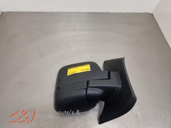 Buitenspiegel rechts van een Renault Trafic, Auto-onderdelen, Spiegels, Renault, Gebruikt, 3 maanden garantie, Ophalen of Verzenden
