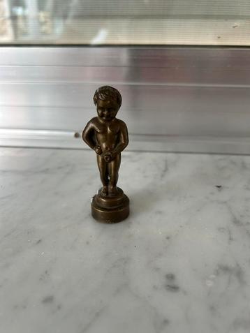 Beeldje Manneke Pis beschikbaar voor biedingen