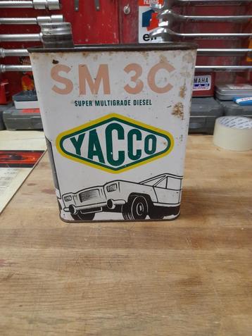 oude lege oliekan yacco sm3c autotruck beschikbaar voor biedingen
