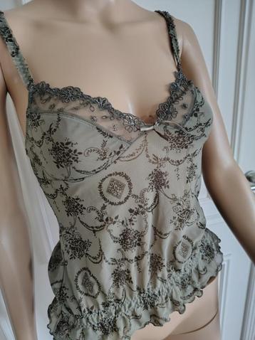 Lingerie hemdje van etam lingerie   beschikbaar voor biedingen