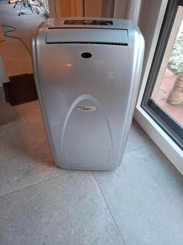 Mobile Airco: AMD 096 Whirlpool, Elektronische apparatuur, Airco's, Gebruikt, Mobiele airco, Minder dan 60 m³, Koelen en Ontvochtigen