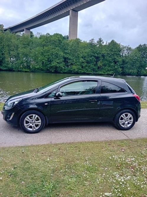 Opel corsa d, Auto's, Opel, Particulier, Corsa, Bluetooth, Benzine, Euro 5, Coupé, 3 deurs, Handgeschakeld, Zwart, Leder, Ophalen