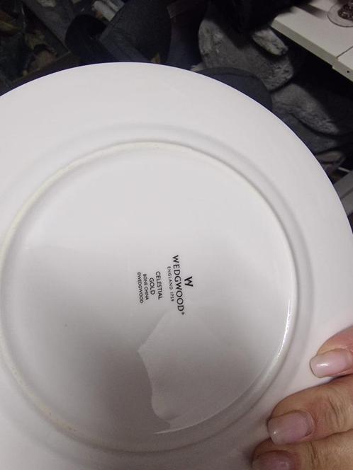 Servies Eisch en Wedgwood in zeer goede conditie 650€, Huis en Inrichting, Keuken | Servies, Gebruikt, Bord(en), Wedgwood, Ophalen
