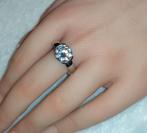 Damesring zilver rvs grote zirkonia, Handtassen en Accessoires, Ringen, Met strass, 19 tot 20, Zilver, IJzer of Staal