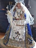 zeer mooi lieve vrouwbeeld in was met veel Goud draad, Antiek en Kunst, Antiek | Religieuze voorwerpen, Ophalen of Verzenden