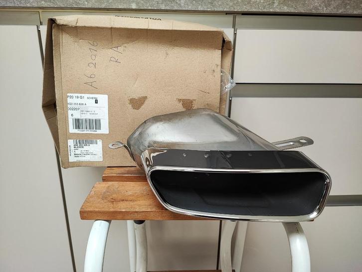 Originele Audi A6/ A7 chrome uitlaatstuk (2016-2018), Auto-onderdelen, Uitlaatsystemen, Audi, Gebruikt, Ophalen of Verzenden