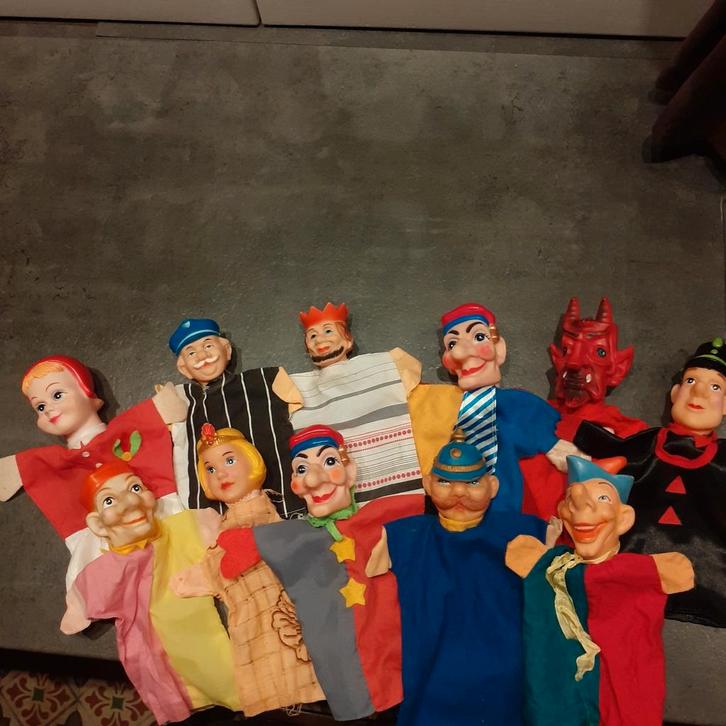 Retro handpoppen poppenkastpoppen ( F ), Kinderen en Baby's, Speelgoed | Poppen, Zo goed als nieuw, Ophalen of Verzenden