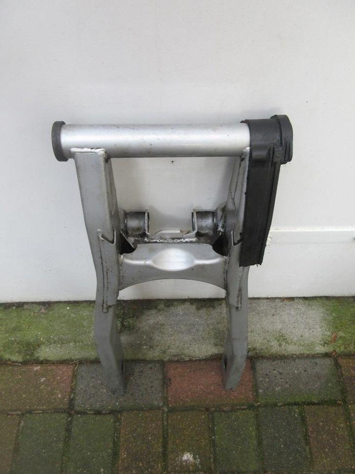 Suzuki GSX600 achter brug GSX 600 F swingarm Katana GSX600F, Motoren, Onderdelen | Suzuki, Gebruikt, Ophalen of Verzenden