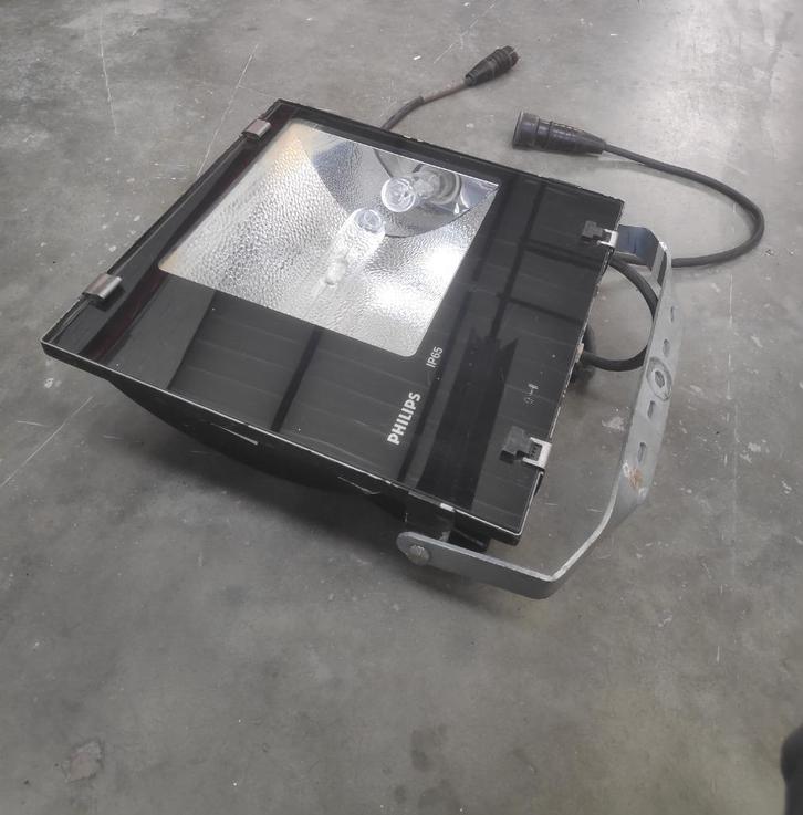 Philips Eurolite 300W HQI-projectorset (35 x), Muziek en Instrumenten, Licht en Laser, Gebruikt, Licht, Kleur, Ophalen