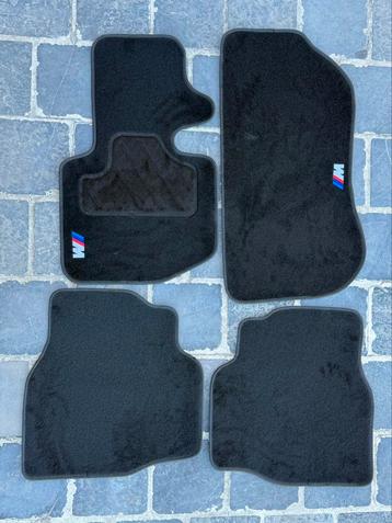 Tapis M neuf bmw e36 berline / coupé / Break  beschikbaar voor biedingen