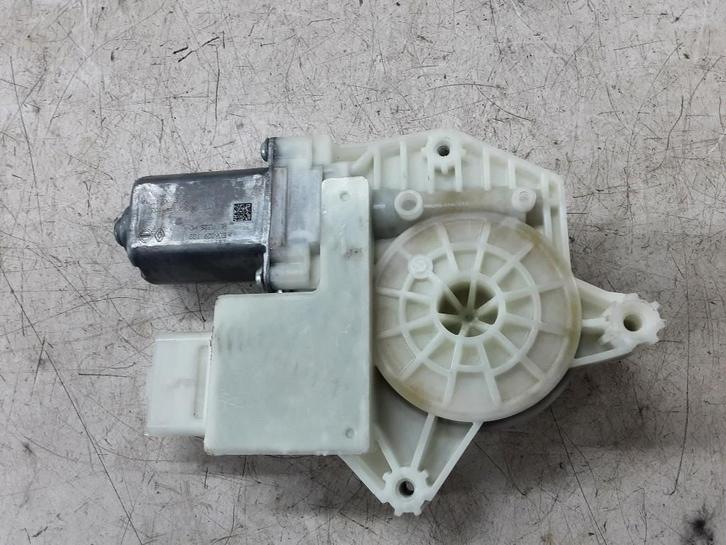 MOTOR RAAMMECHANIEK LINKS ACHTER Qashqai (J11) (E11021100), Auto-onderdelen, Carrosserie, Nissan, Achter, Links, Gebruikt