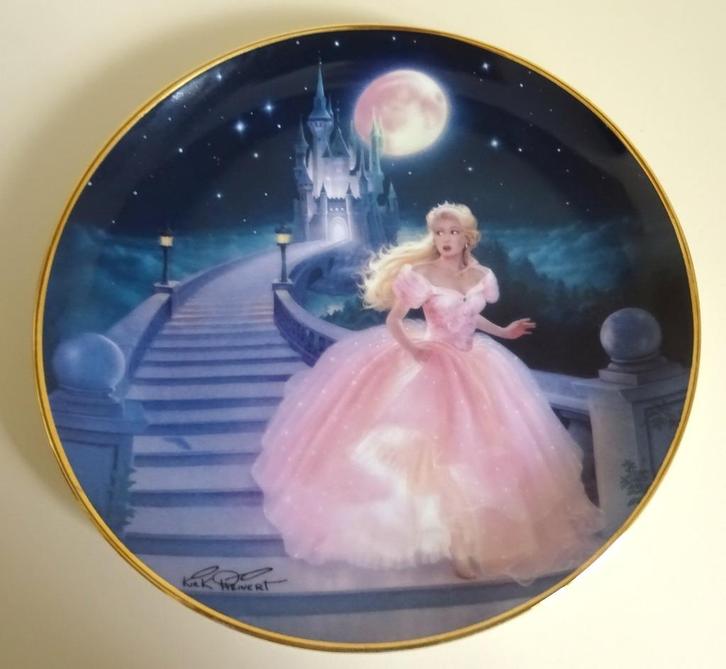 Franklin Mint The Magic of Cinderella Limited Edition plate, Verzamelen, Disney, Zo goed als nieuw, Overige typen, Assepoester of Belle