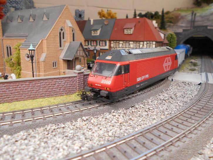 digitale marklin treinen - bruggen - gebouwen - C rails, Hobby en Vrije tijd, Modeltreinen | H0, Zo goed als nieuw, Rails, Wisselstroom