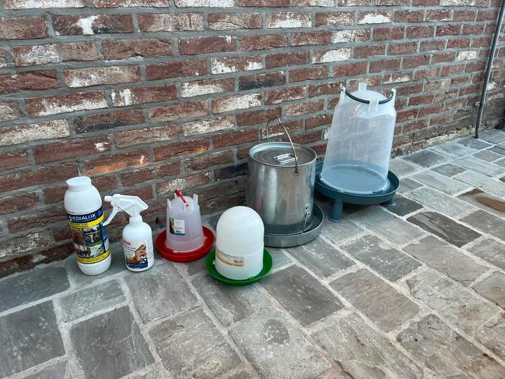 Eet en drinkton voor kippen, Animaux & Accessoires, Volatiles | Accessoires, Comme neuf, Enlèvement