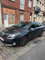 Touota avensis euro 5, Auto's, Toyota, Euro 5, Avensis, Zwart, 4 cilinders