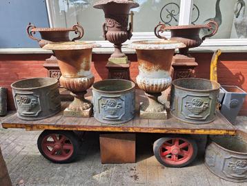 oude transportwagen beschikbaar voor biedingen