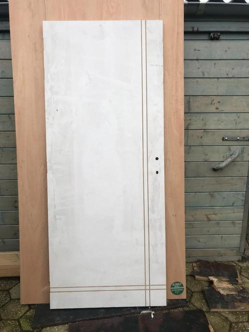 2 Binnen deuren (1 x nieuwe en 1 occasie), Doe-het-zelf en Bouw, Deuren en Vliegenramen, Nieuw, Binnendeur, 200 tot 215 cm, Hout