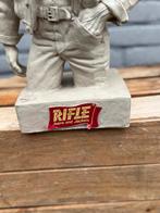 Rifle jeans betonnen reclame beeld, Ophalen, Gebruikt, Reclamebord