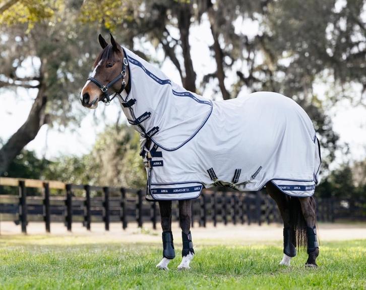 LeMieux Arika Armour-Tek Vliegendeken 175 tm 205 SALE -36%!, Dieren en Toebehoren, Paarden en Pony's | Dekens en Dekjes, Nieuw