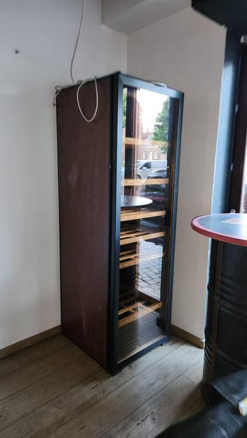 Te koop: Tweedehands klimaatkast / sigarenhumidor beschikbaar voor biedingen
