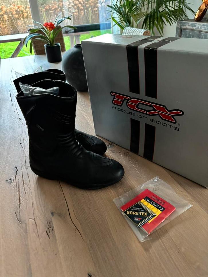 Bottes de moto TCX, Motos, Vêtements | Vêtements de moto, Enlèvement ou Envoi