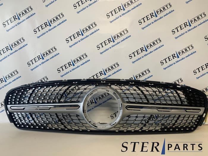 Grille van een Mercedes GLC-Klasse (9982), Auto-onderdelen, Carrosserie, Mercedes-Benz, Gebruikt, 3 maanden garantie, Ophalen of Verzenden