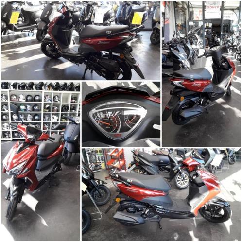 GTS sirocco mat zwart nieuwe scooter A/B klasse, Fietsen en Brommers, Scooters | Overige merken, Nieuw, Benzine, Ophalen