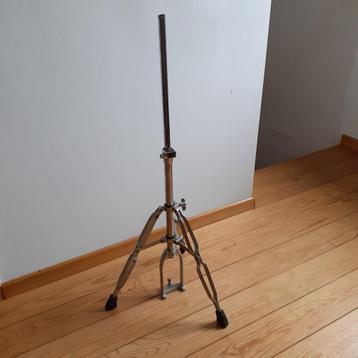 Staander beschikbaar voor biedingen