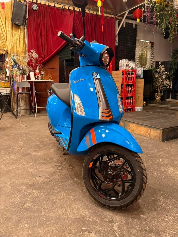Vespa Sprint s Facelift E5 2024 met 1716km, Fietsen en Brommers, Brommeronderdelen | Scooters, Nieuw, Vespa, Overige typen, Ophalen